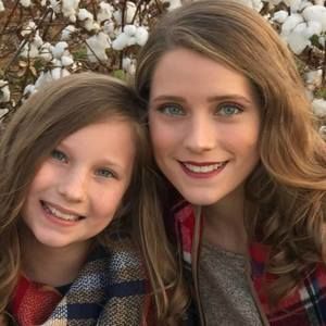 Meet your Posher, Kelley